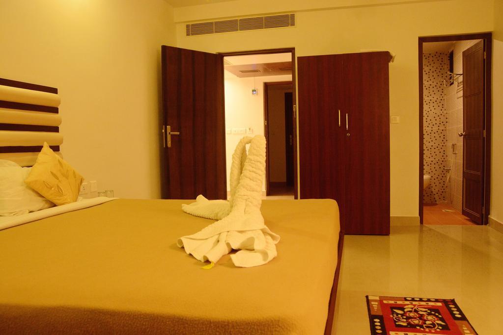 King Paradise Hotel Tiruchirappalli Eksteriør billede