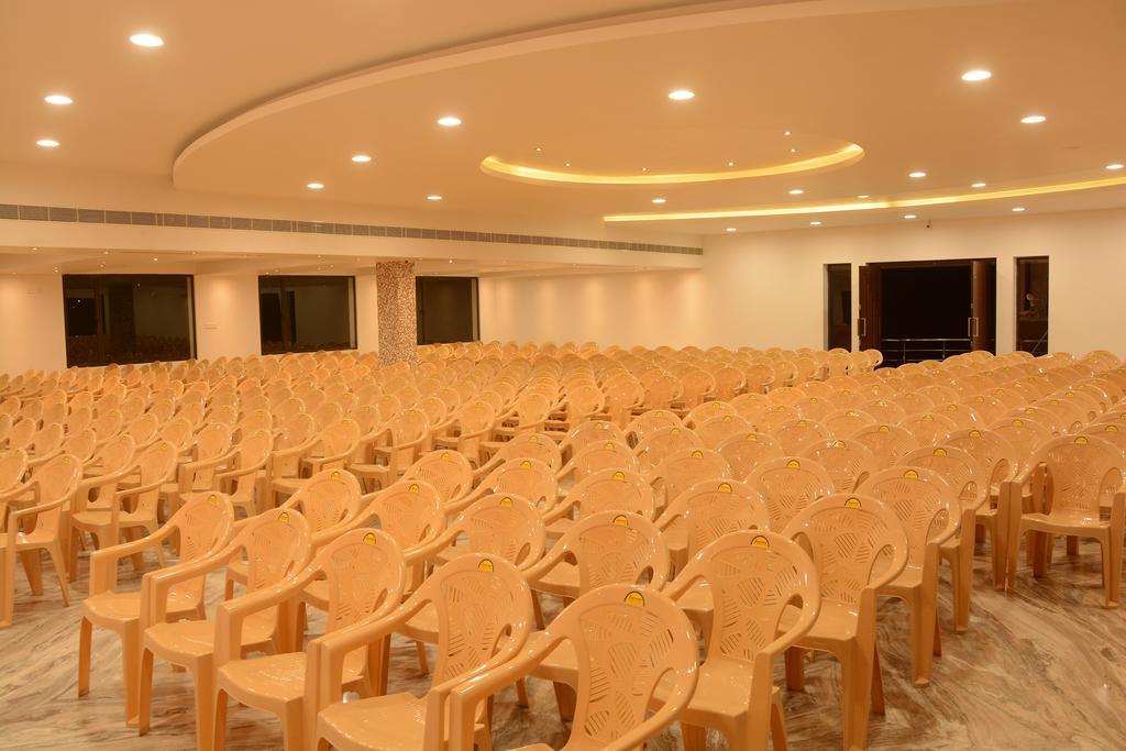King Paradise Hotel Tiruchirappalli Eksteriør billede