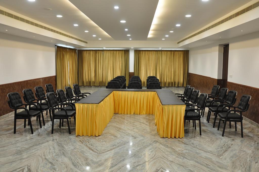 King Paradise Hotel Tiruchirappalli Eksteriør billede