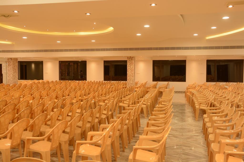 King Paradise Hotel Tiruchirappalli Eksteriør billede