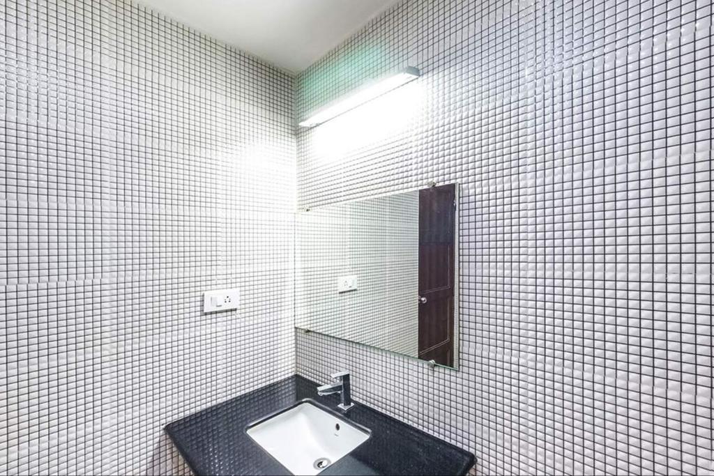 King Paradise Hotel Tiruchirappalli Eksteriør billede