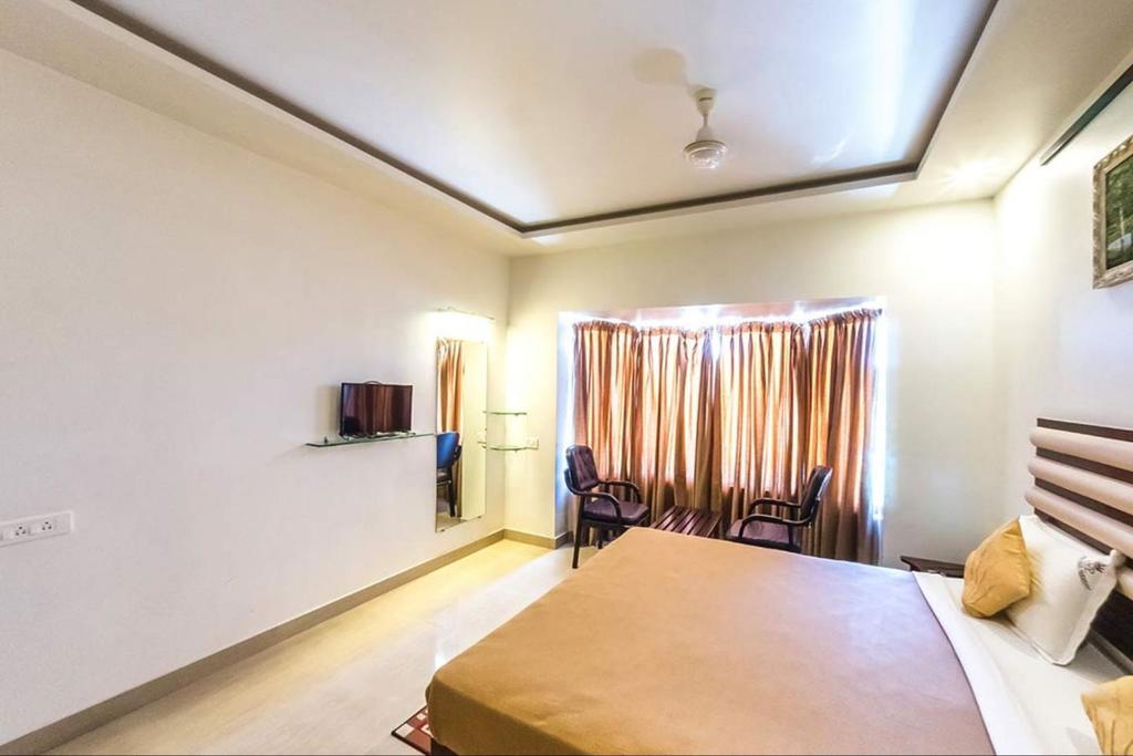 King Paradise Hotel Tiruchirappalli Eksteriør billede
