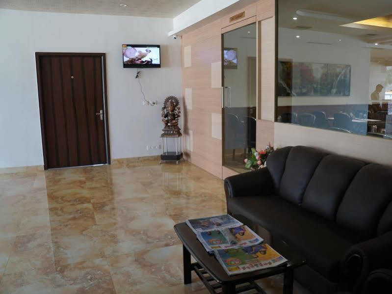 King Paradise Hotel Tiruchirappalli Eksteriør billede