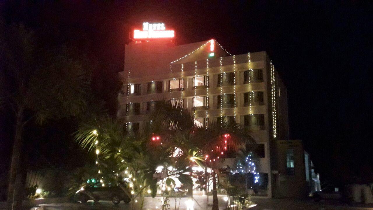 King Paradise Hotel Tiruchirappalli Eksteriør billede